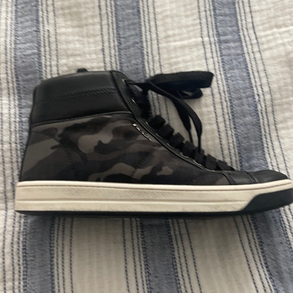 Prada sneakers - Picture 1 of 3